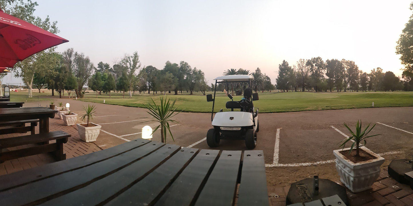 Ball Game, Sport, Golfing, Vehicle, Kimberley Golf Club, N12, Kimberley, 8300