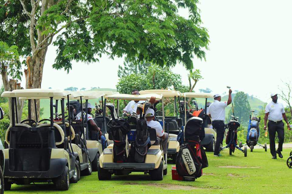 Ball Game, Sport, Golfing, Vehicle, Person, Badplaas Golf Club & Lodge, Off R38 Badplaas, eManzana, 1190