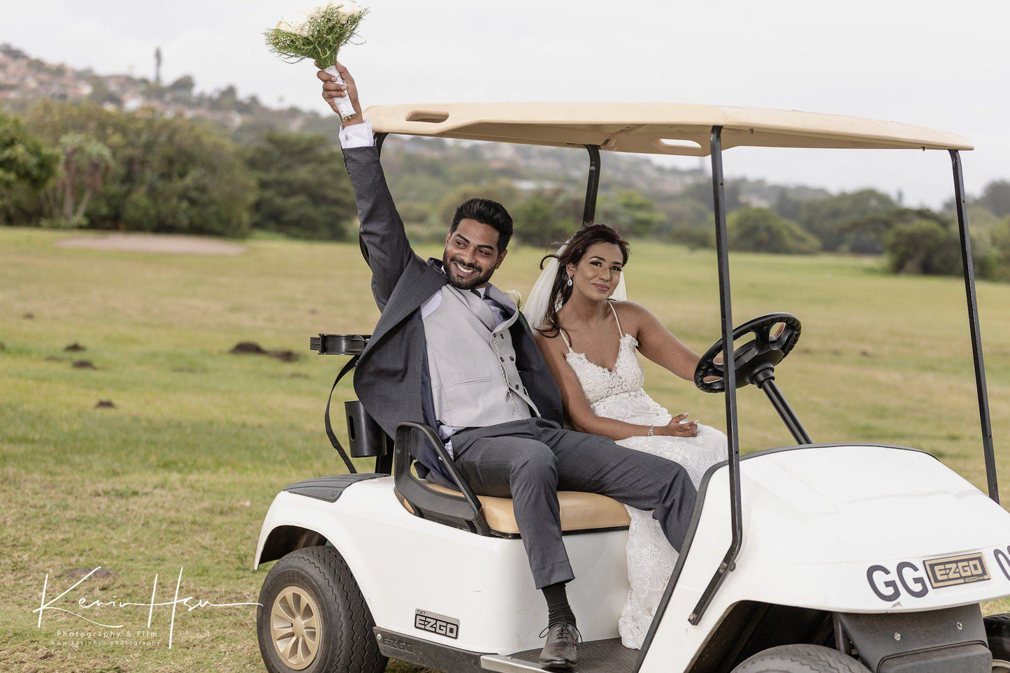 Ball Game, Sport, Golfing, Vehicle, Person, Face, Two Faces, Bridal Couple, Wedding, Frontal Face, Female, Adult, Eyes Open, Male, Beard, Smile, Bluff Golf Course, Van Riebeeckpark, Bluff, 4052
