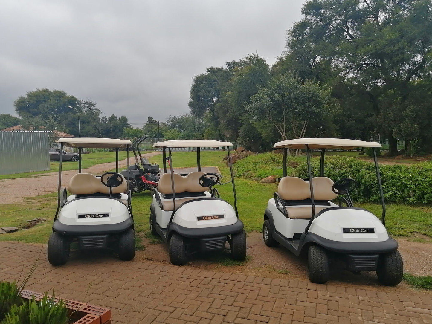 Ball Game, Sport, Golfing, Vehicle, Soweto Country Club, Mokoka St, Soweto, Johannnesburg, 1809