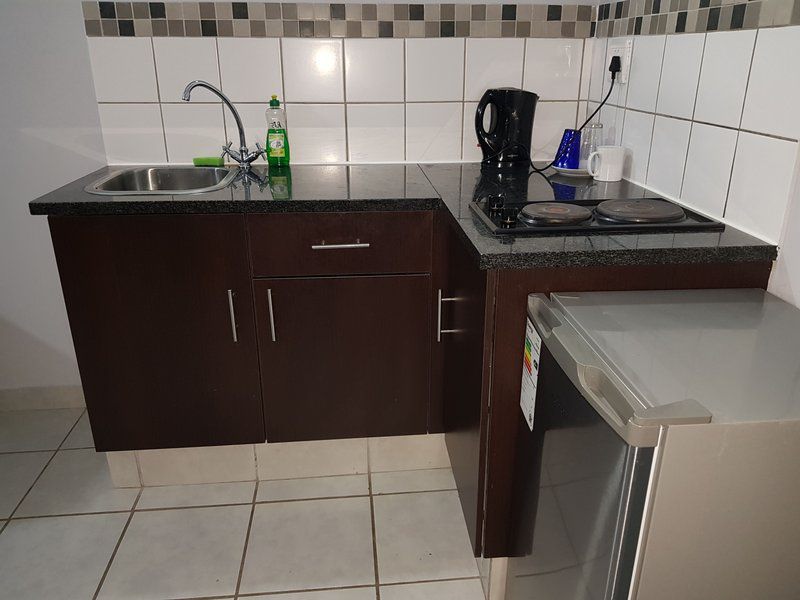 Brownstone Backpackers City And Suburban Johannesburg Gauteng South Africa Kitchen