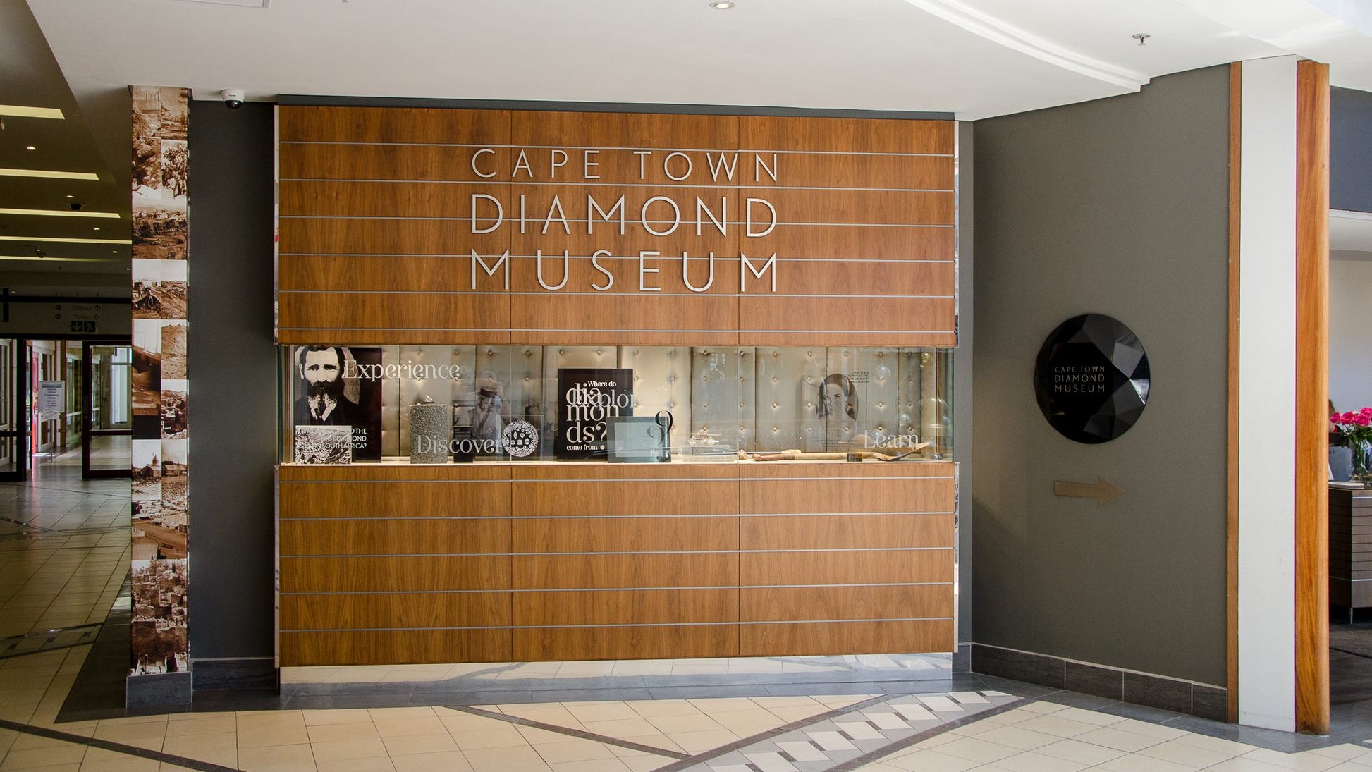  Cape Town Diamond Museum