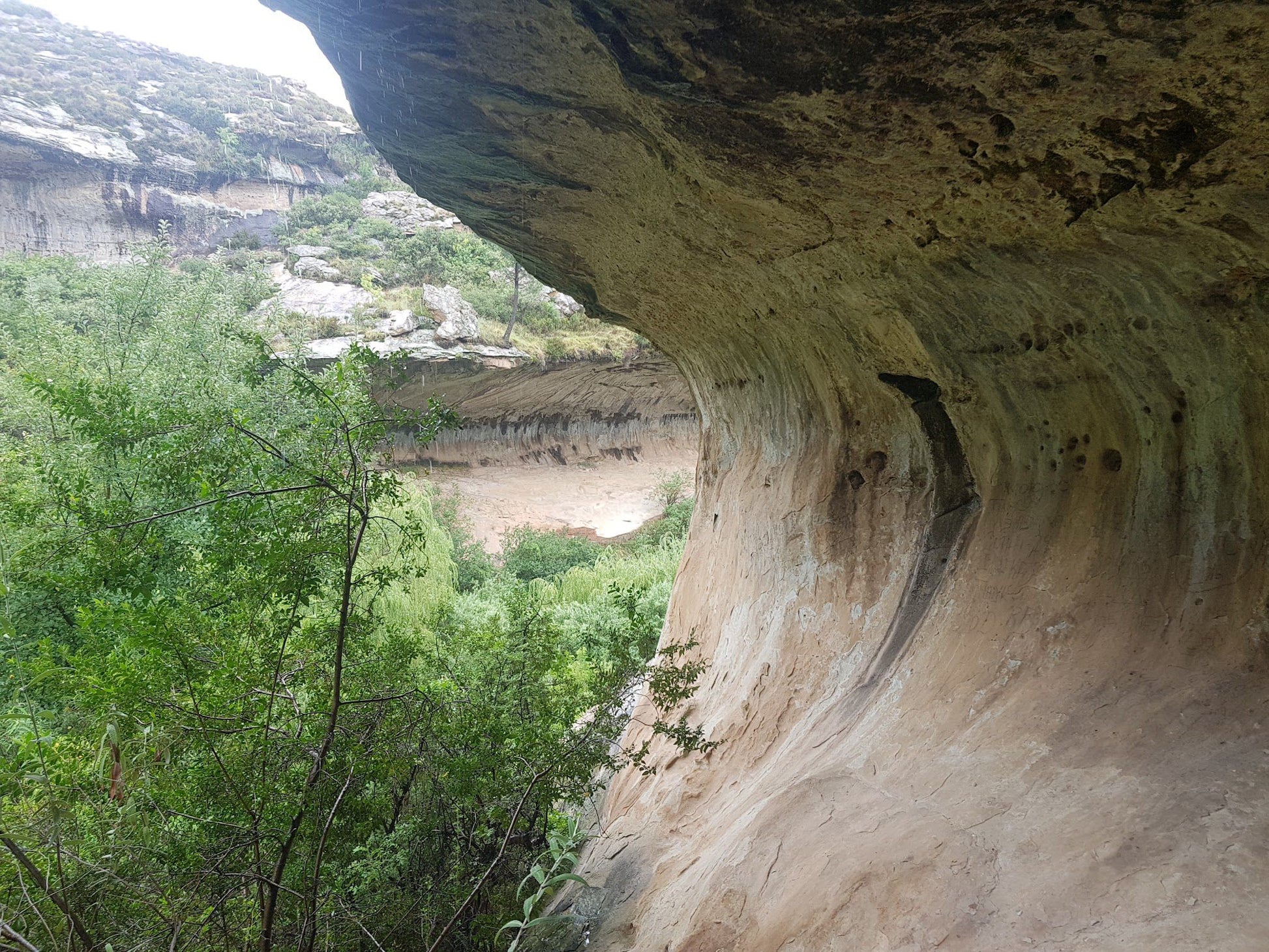  Clarens kloof dam