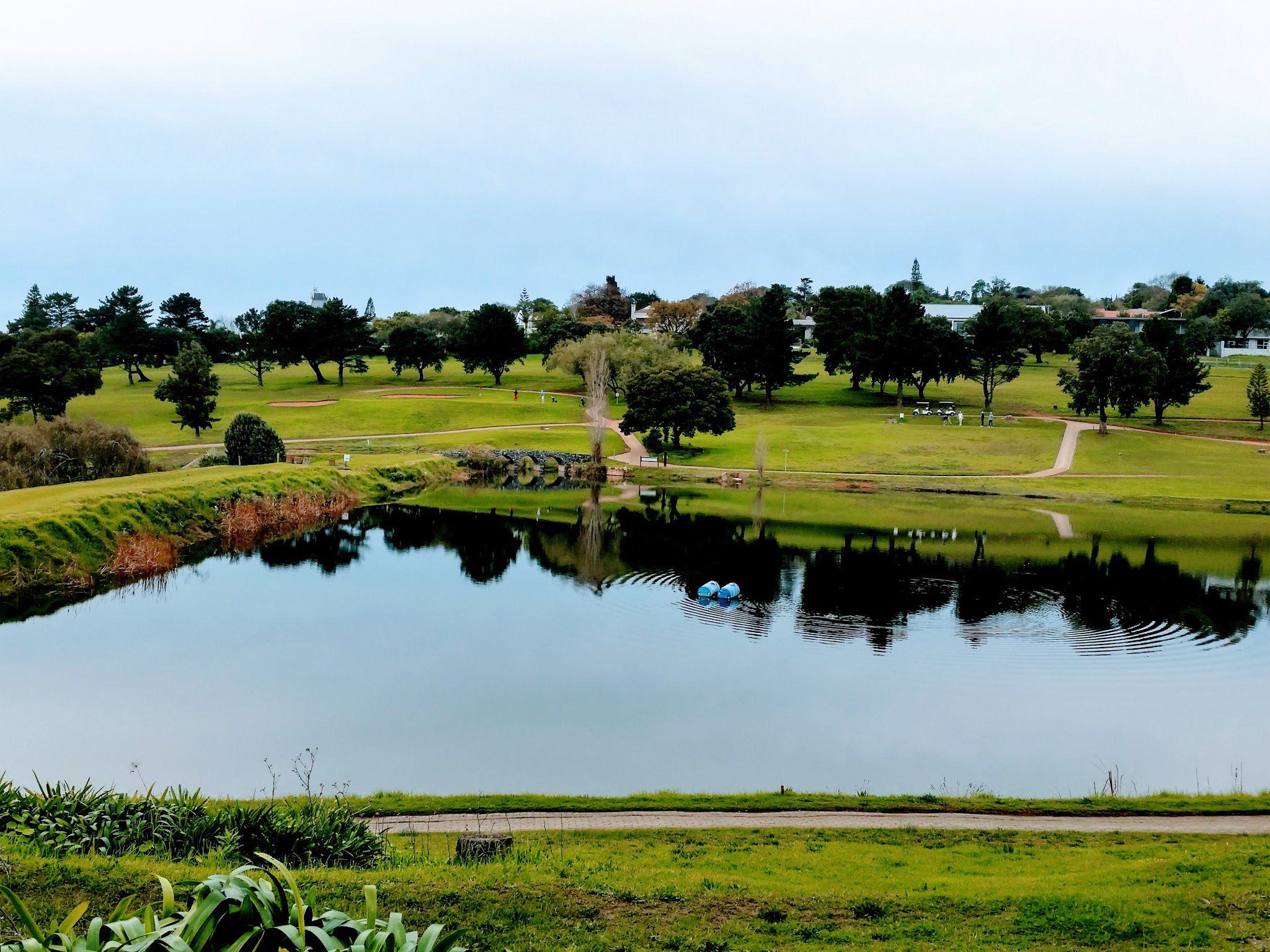 Complementary Colors, Ball Game, Sport, Golfing, Bellville Golf Club, Jip De Jager Dr, Welgemoed, Cape Town, 7538