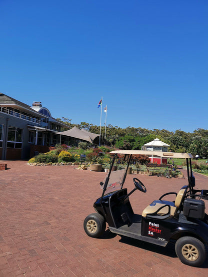 Complementary Colors, Ball Game, Sport, Golfing, King David Mowbray Golf Club, Raapenberg Rd, Mowbray, Cape Town, 7450