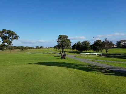 Complementary Colors, Ball Game, Sport, Golfing, Parow Golf Club, Frans Conradie Dr, Golf Course, Cape Town, 7500