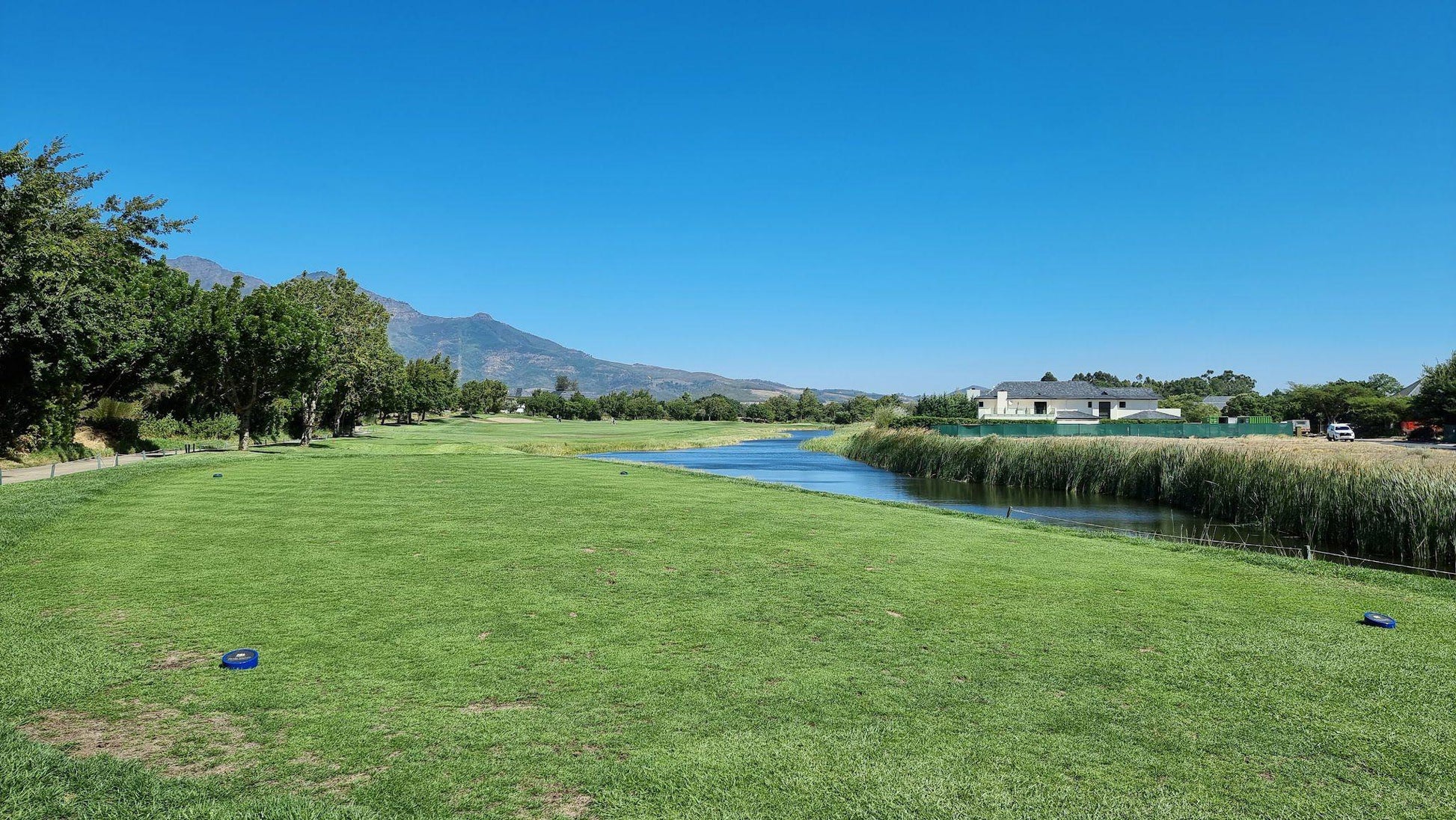 Complementary Colors, Ball Game, Sport, Golfing, Pearl Valley Jack Nicklaus Signature golf course, Pearl Valley Jack Nicklaus Signature golf course R301 Wemmershoek, Road, Paarl, 7646