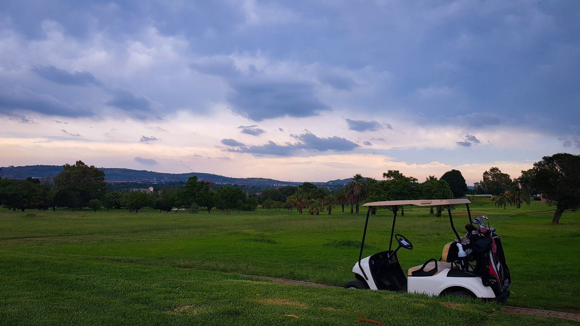 Complementary Colors, Ball Game, Sport, Golfing, Pretoria Golf Club, Morkel St E, Philip Nel Park, Pretoria, 0029