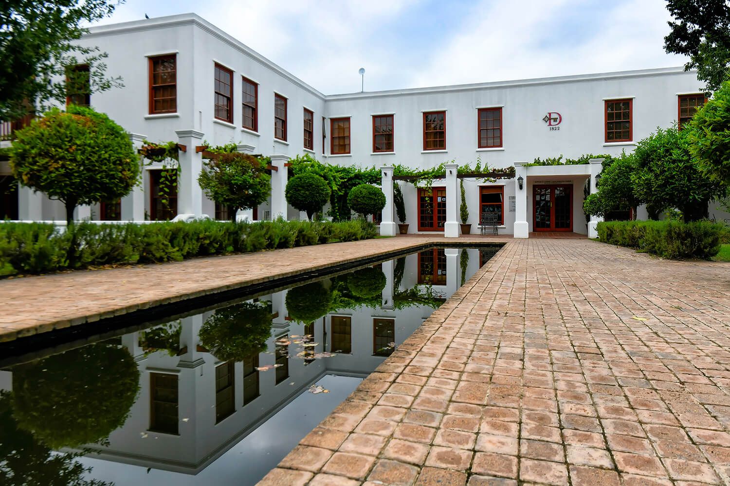  Deetlefs Wine Estate