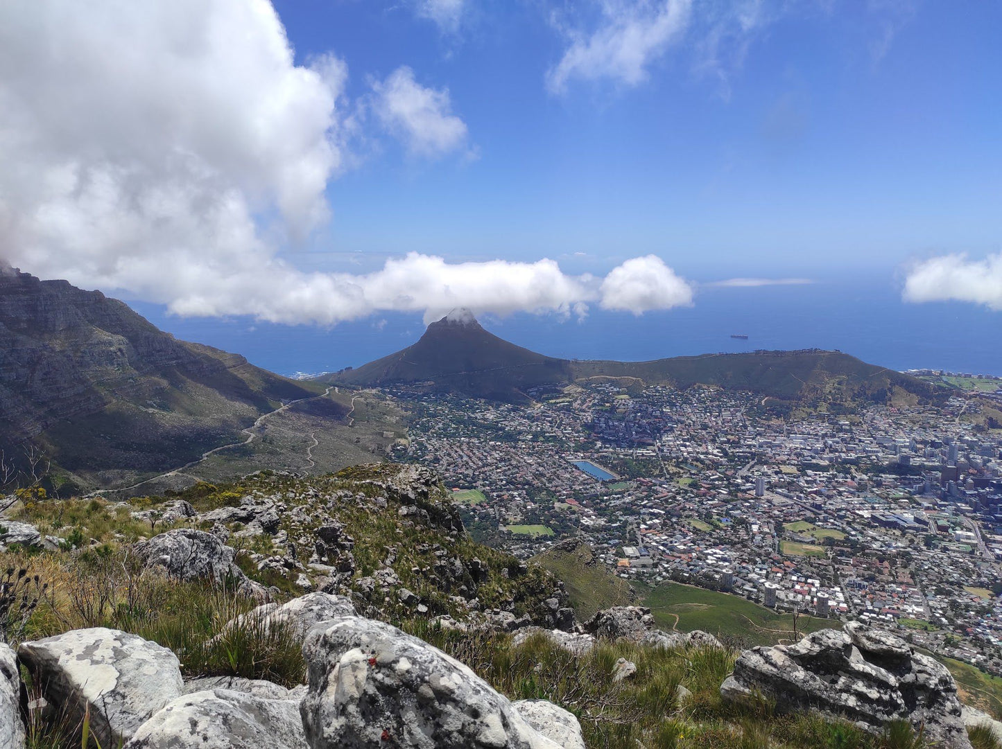 Devil's Peak Hike Start