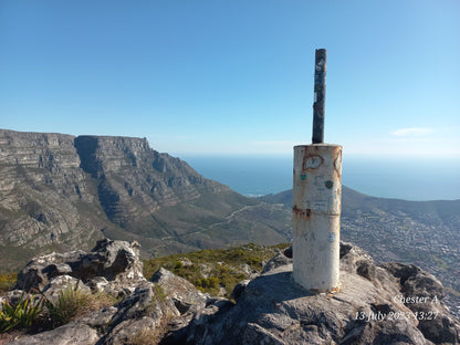 Devil's Peak Hike Start