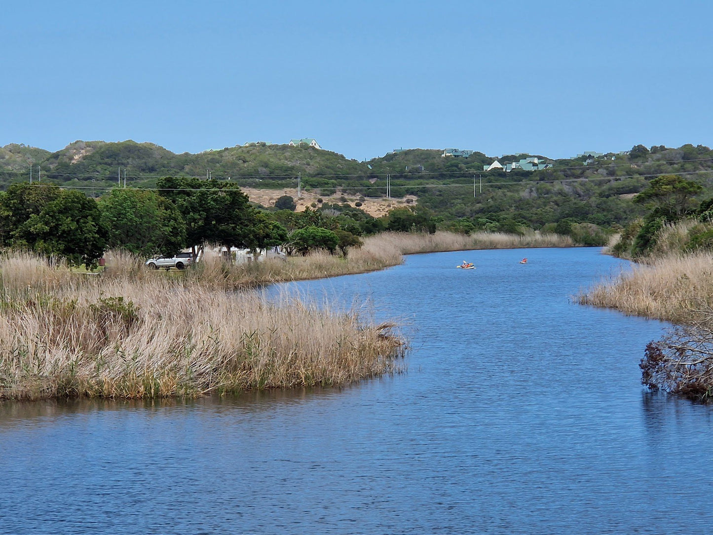  Half Collared Kingfisher Trail Gate (permit required)