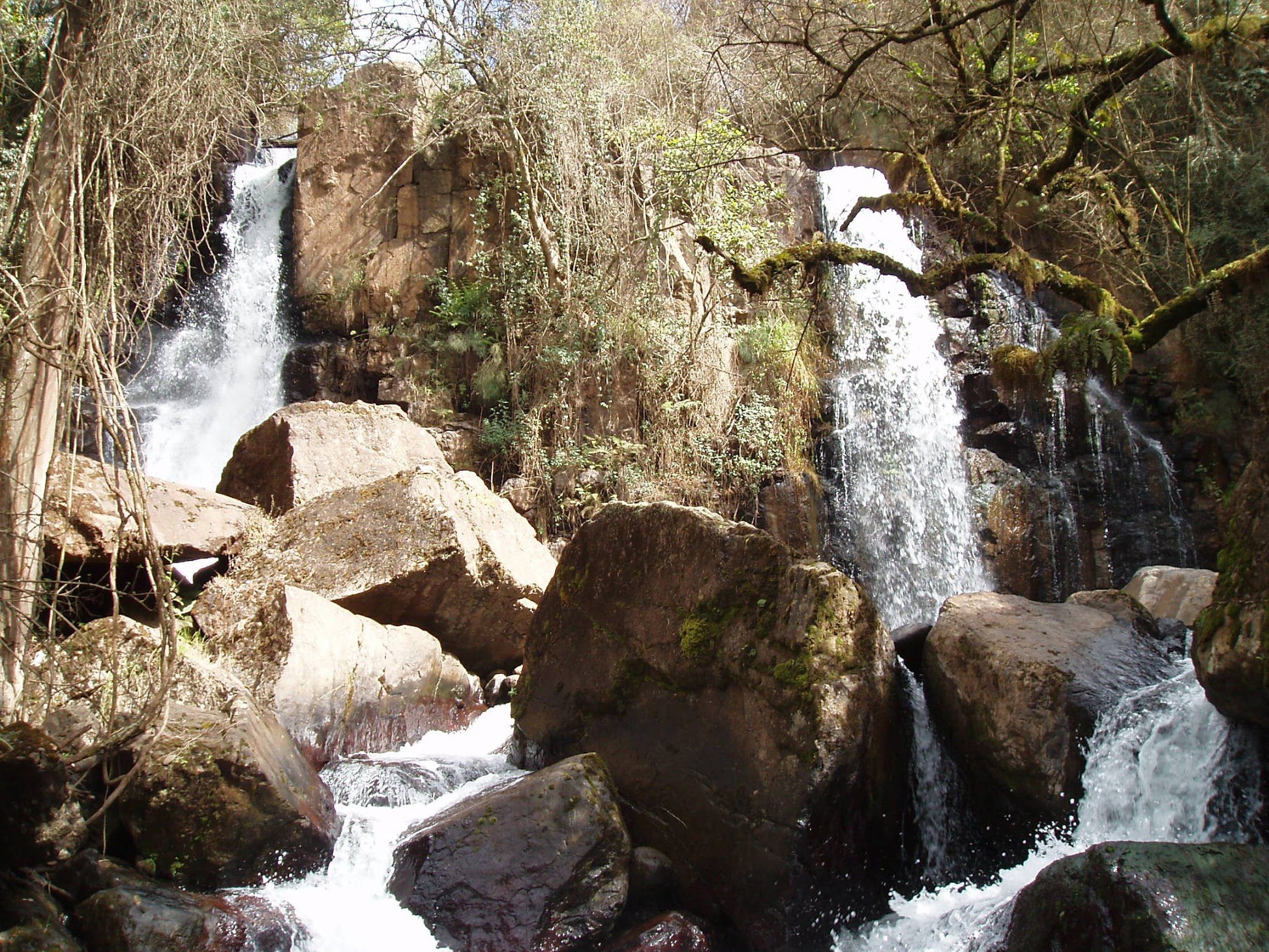  Horse Shoe Falls