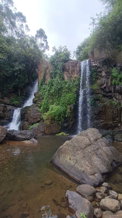  Horse Shoe Falls