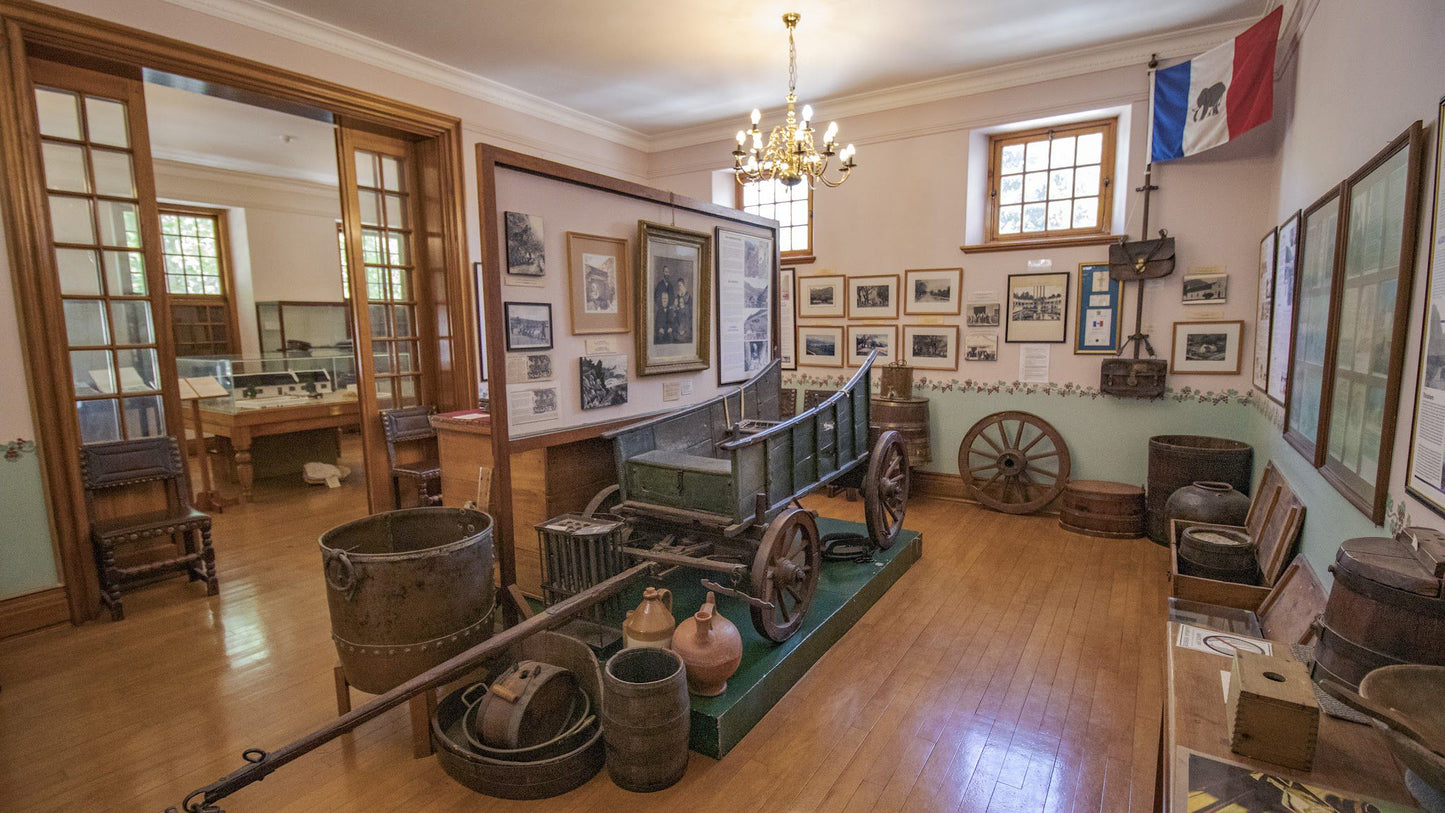  Huguenot Memorial Museum