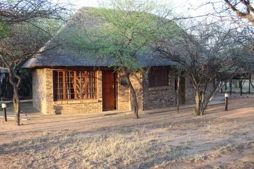  Leopardsong Game Lodge