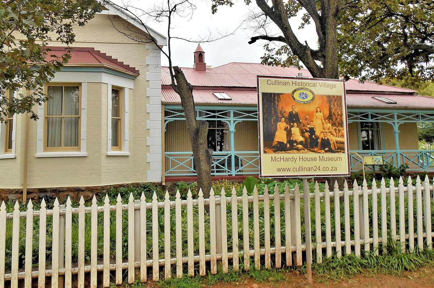  McHardy House Museum