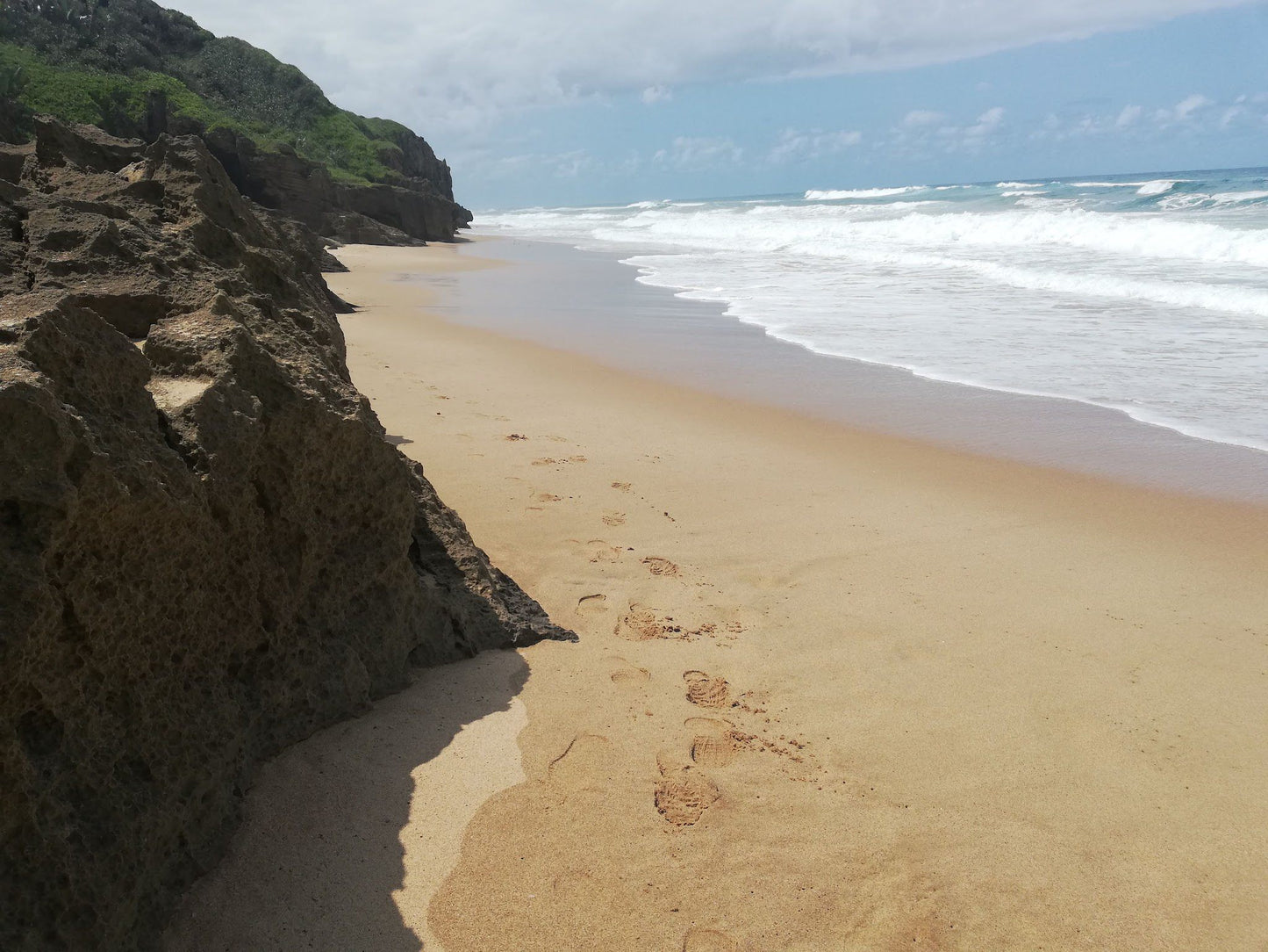  Mission Rocks Beach