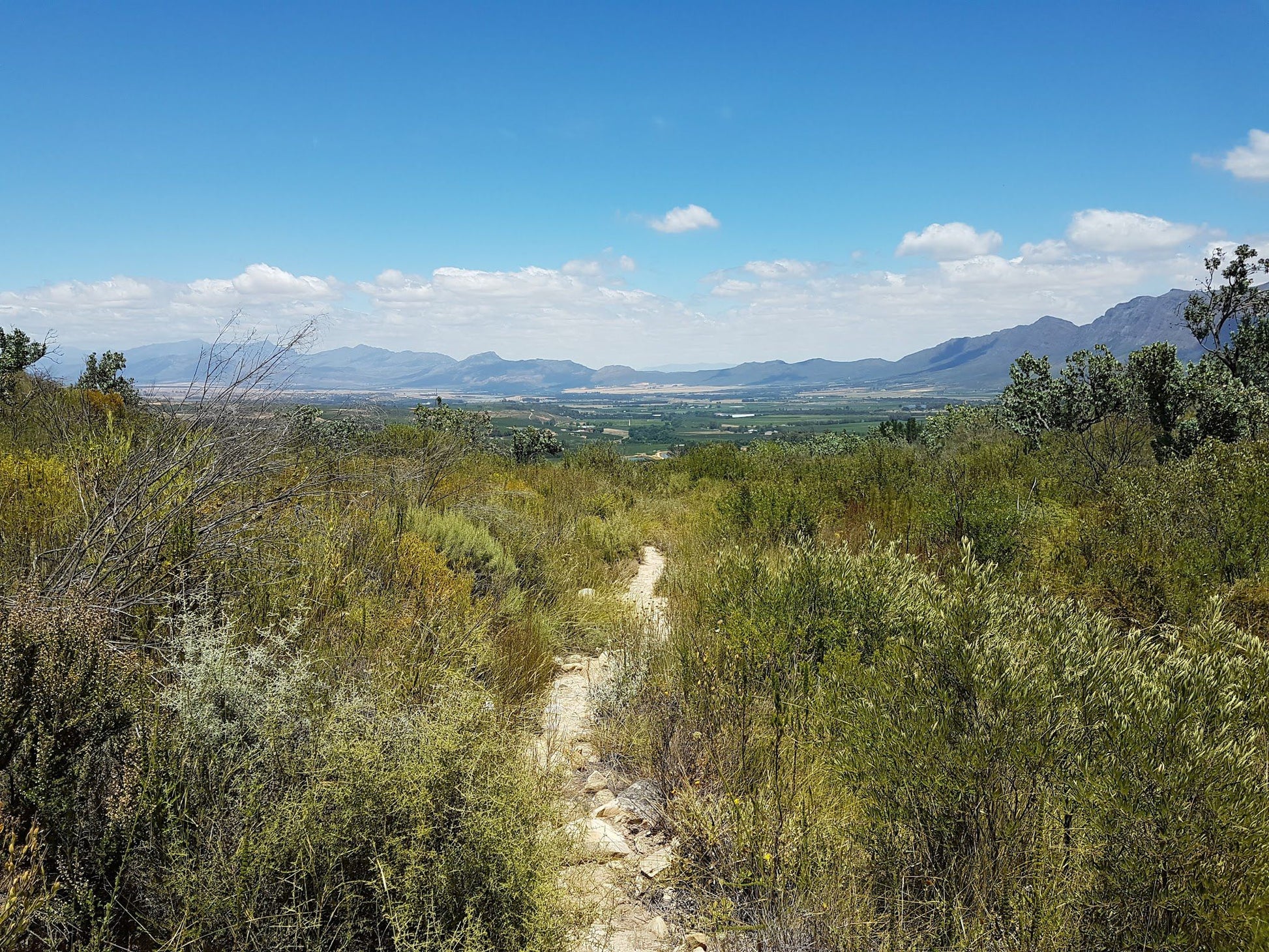  Murludi Hiking Trail and Dried Fruit