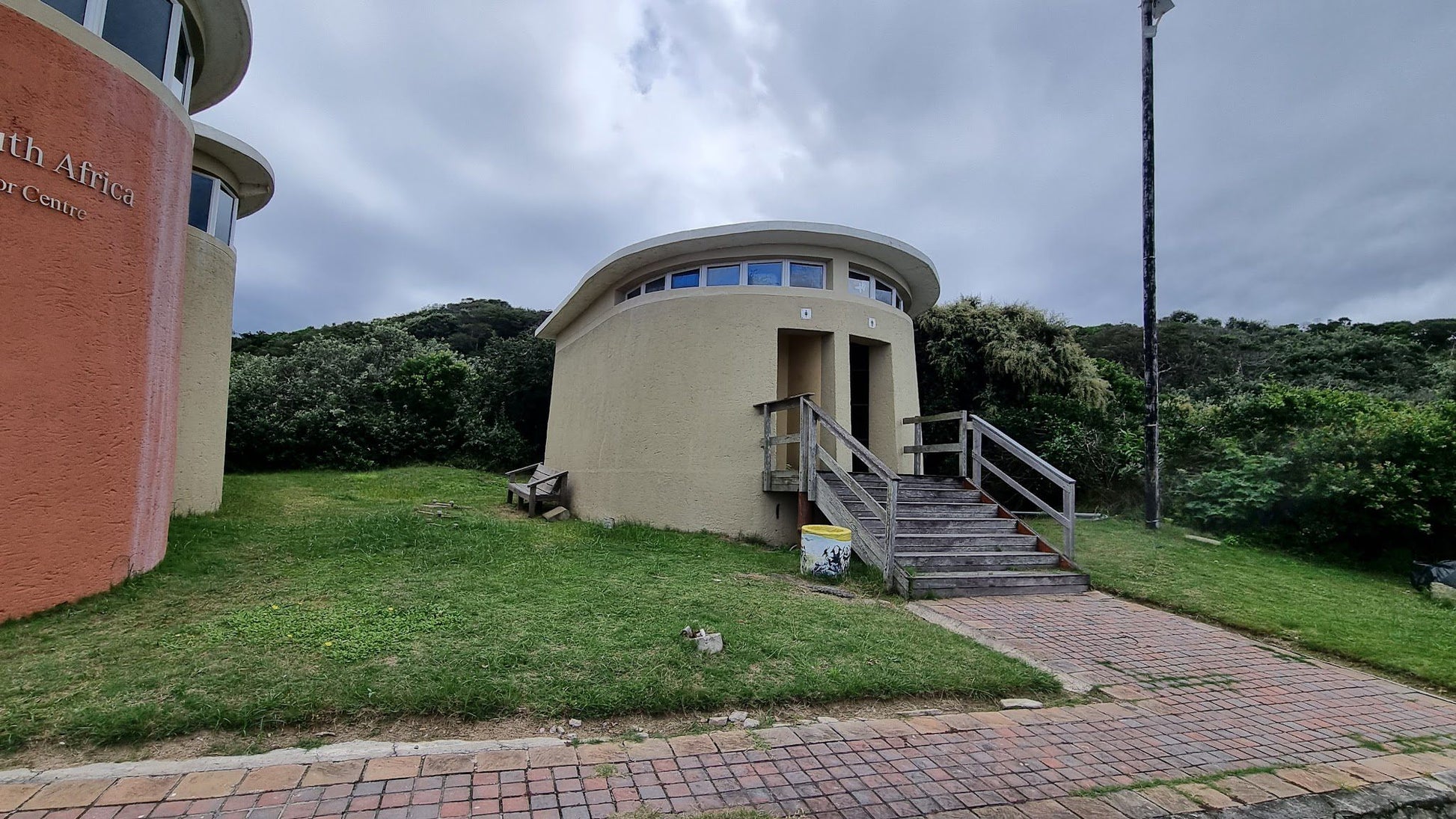  Nahoon Point Lighthouse