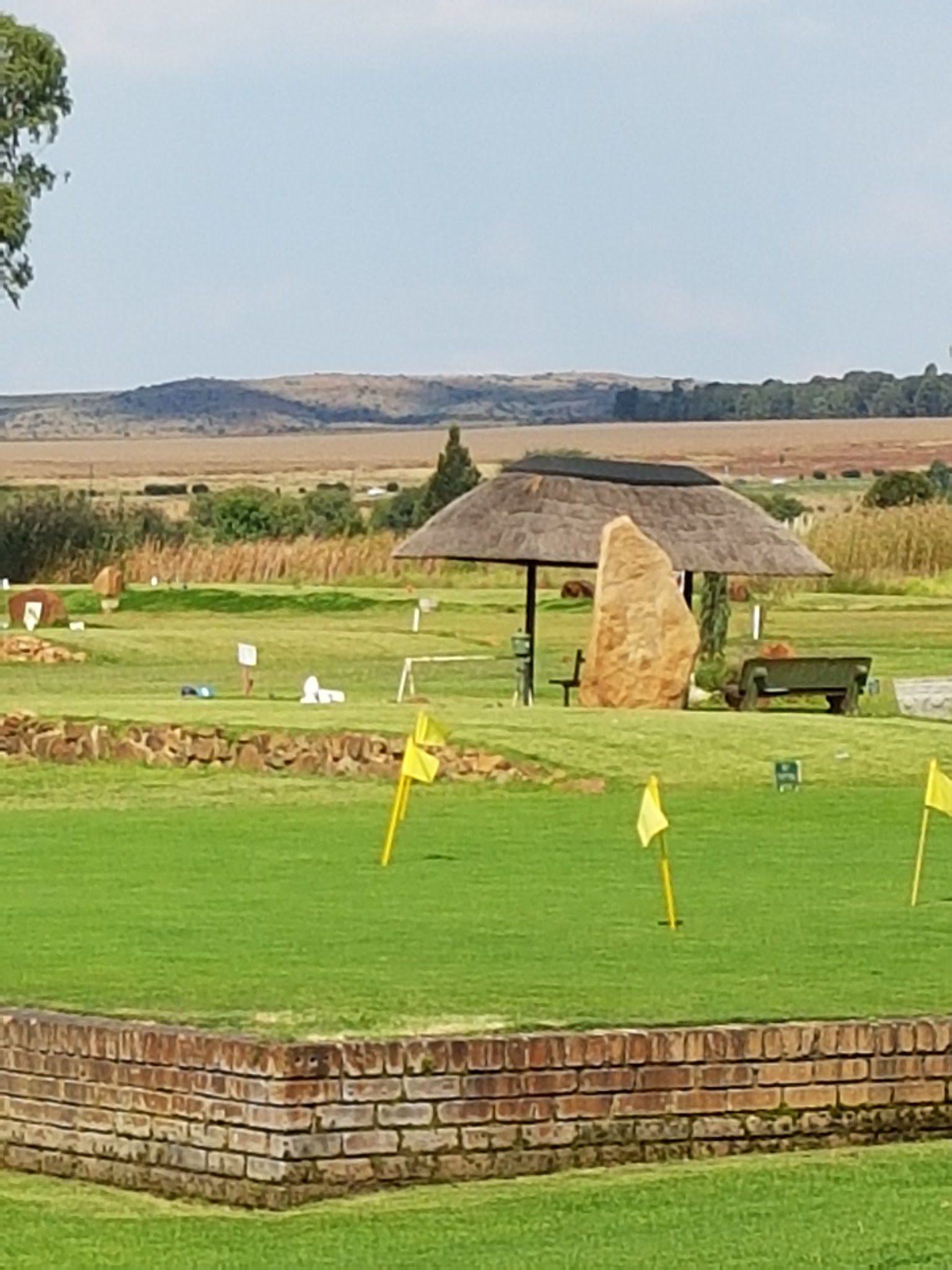 Nature, Ball Game, Sport, Golfing, Field, Agriculture, Lowland, Cemetery, Religion, Grave, Heidelberg Golf Club, 2 Stasie St, Heidelberg - GP, 1441