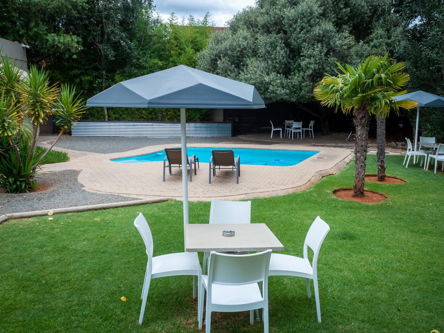 Parkhill Luxury Accommodation Langenhoven Park Bloemfontein Free State South Africa Garden, Nature, Plant, Swimming Pool