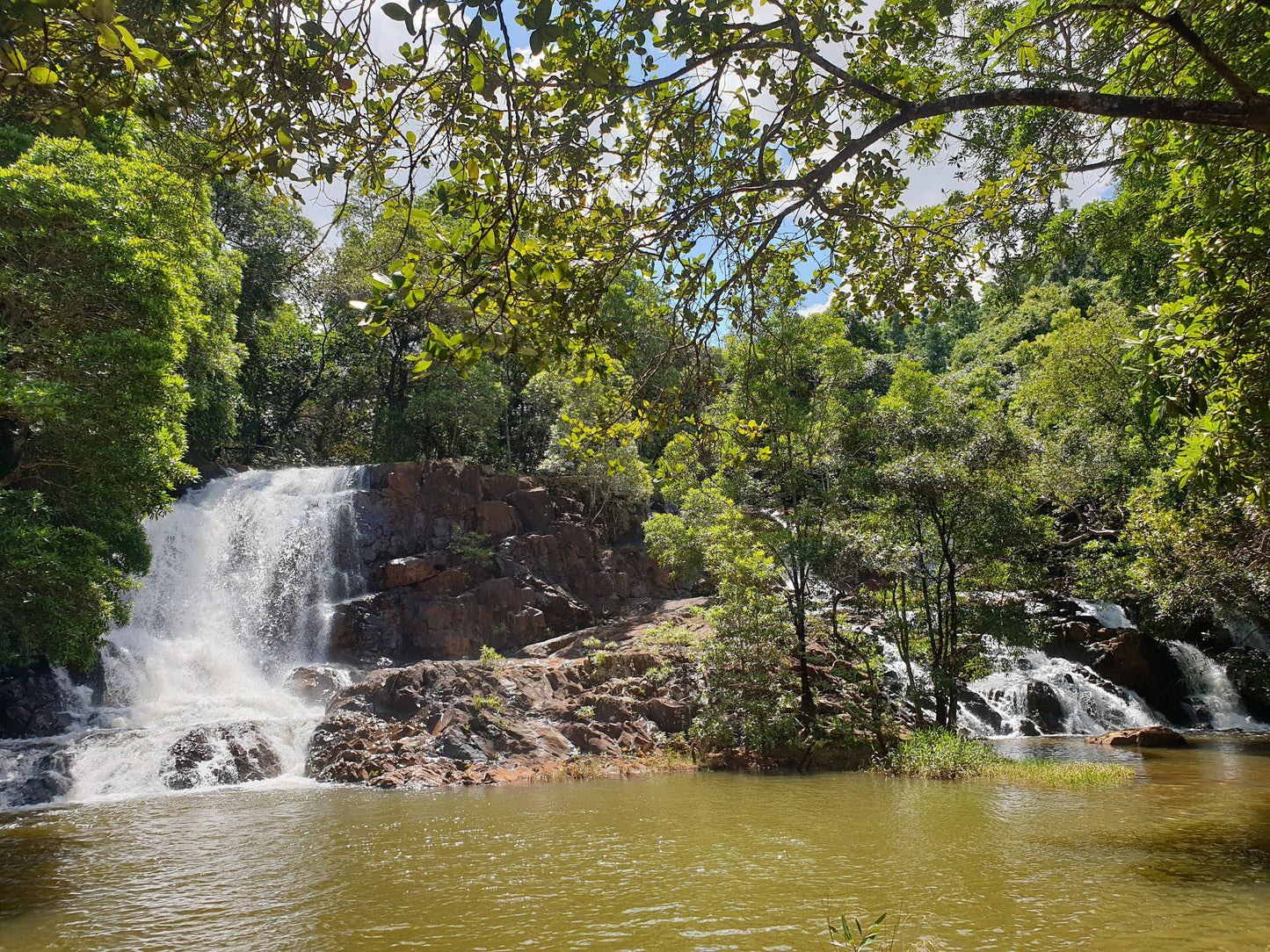  Phiphidi Waterfalls