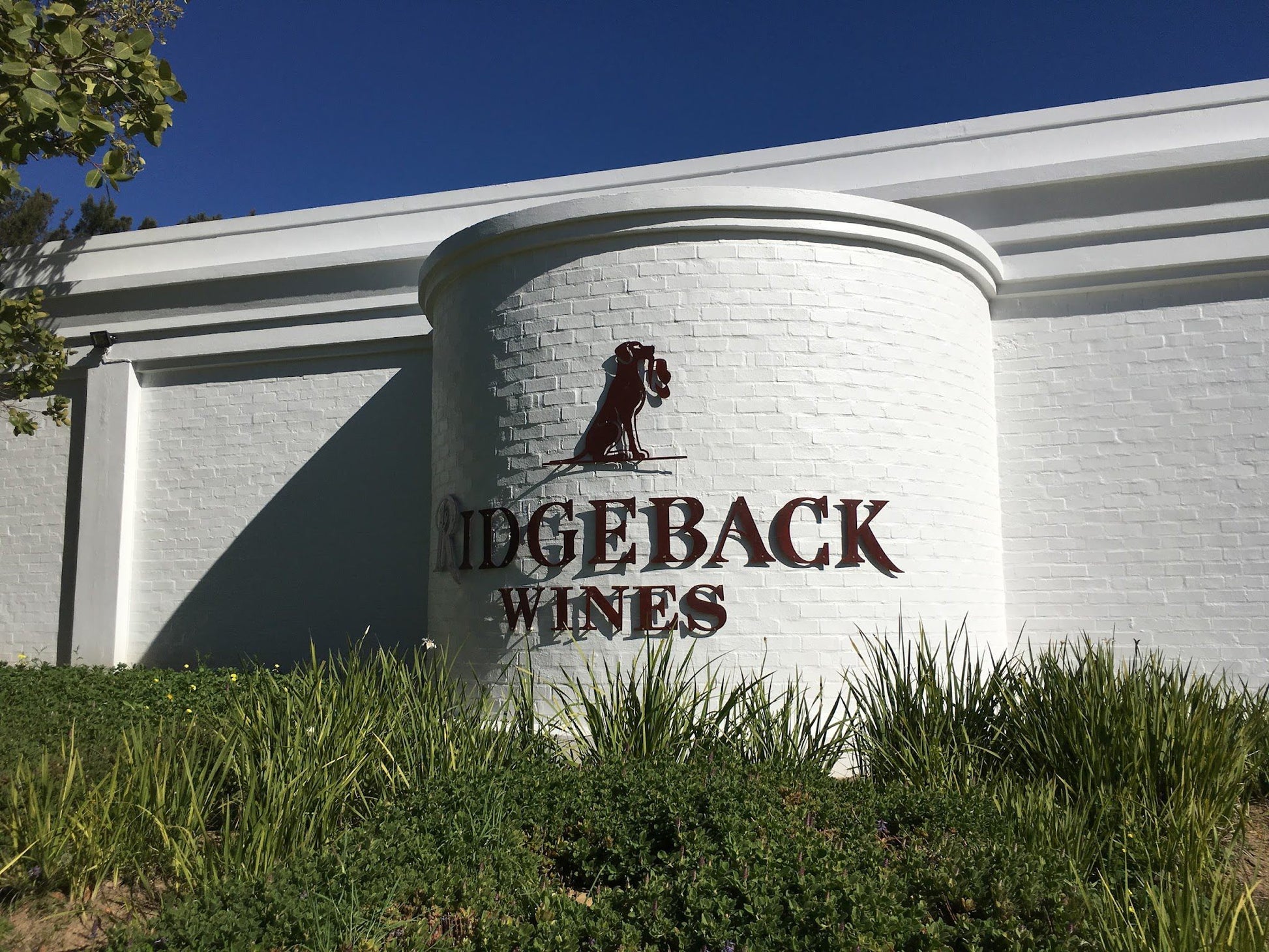  Ridgeback Wines