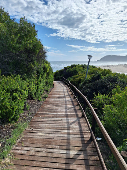  Sedgefield Lagoon Mouth