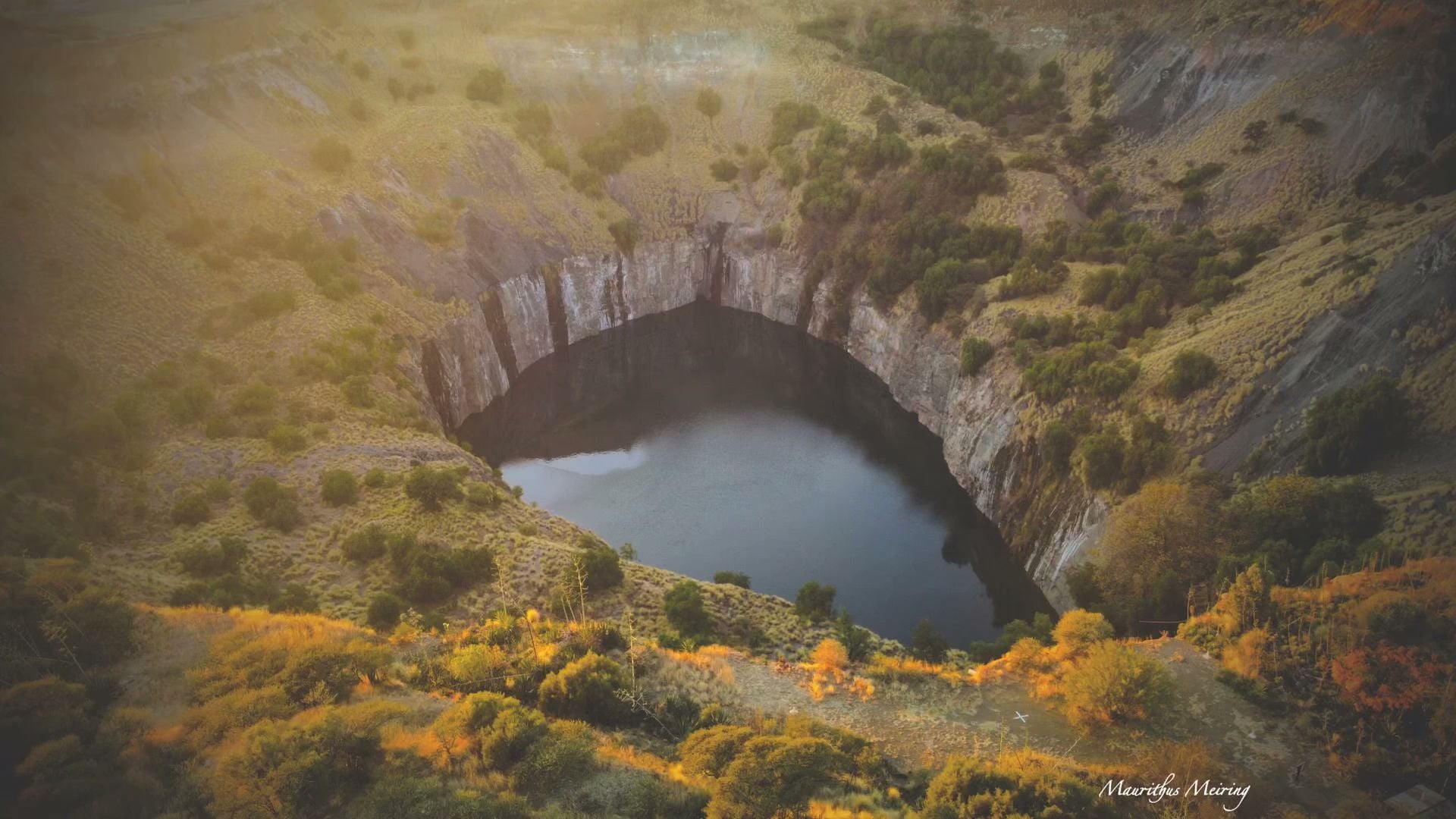  The Big Hole viewing platform