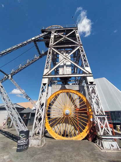  The Big Hole viewing platform