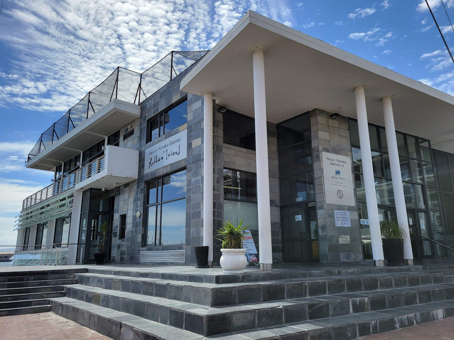  The Nelson Mandela Gateway To Robben Island