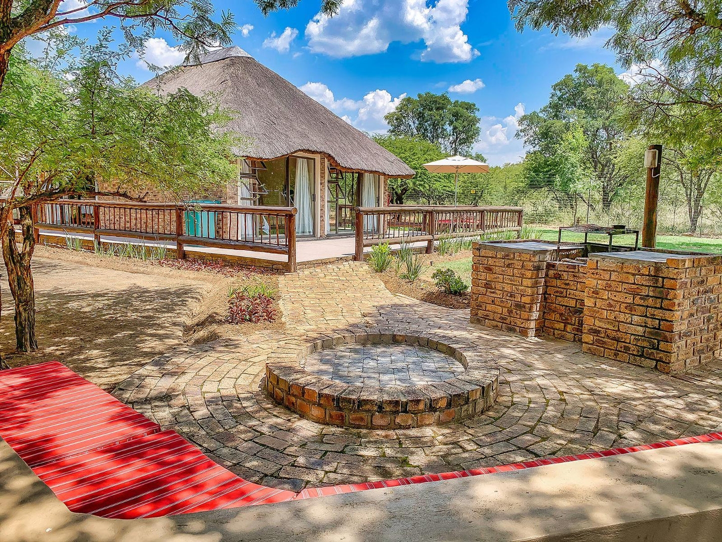 Family Chalet sleeps 4 @ Tshikwalo Lodge