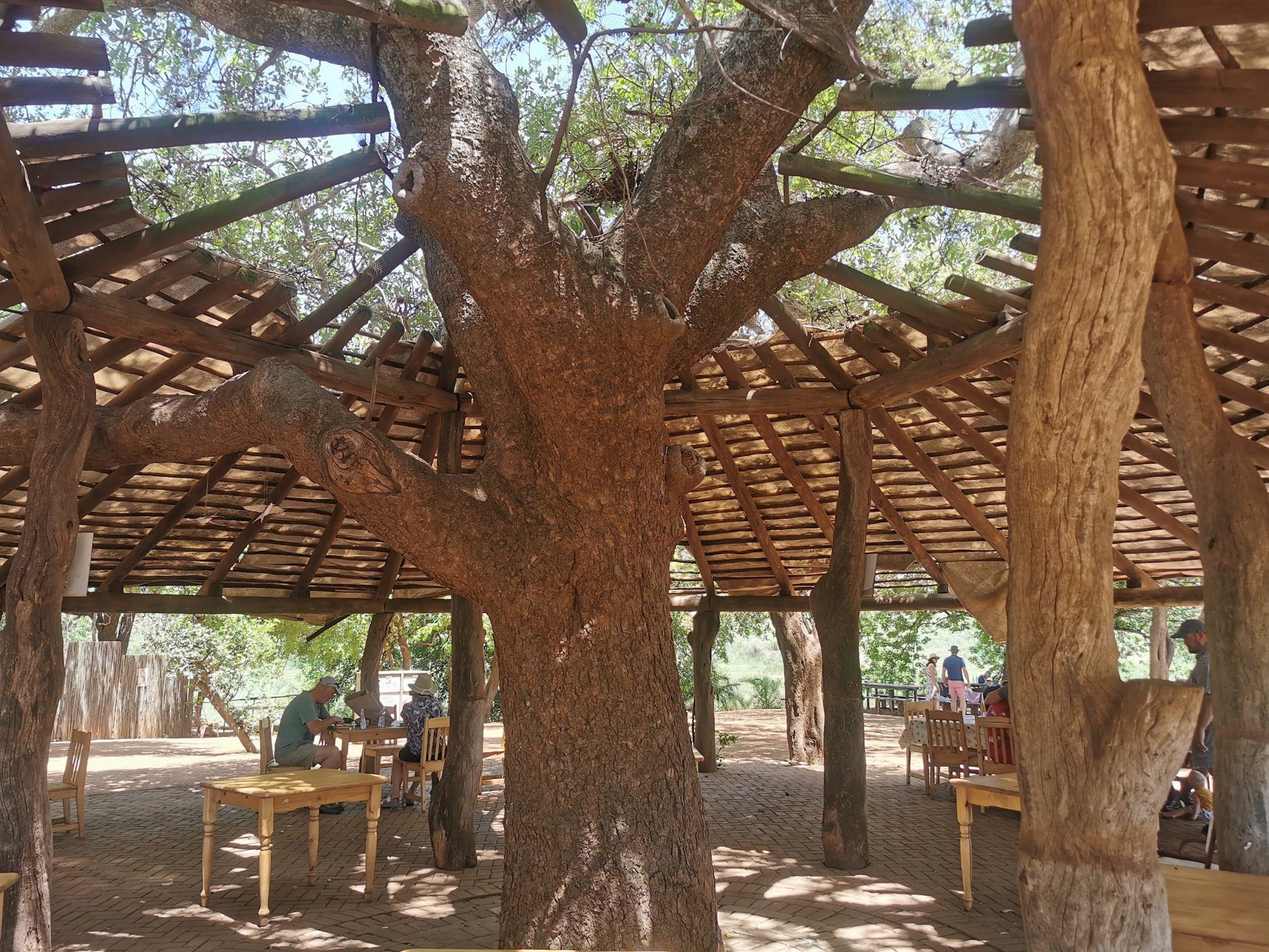  Tshokwane Trading Post & Picnic Site