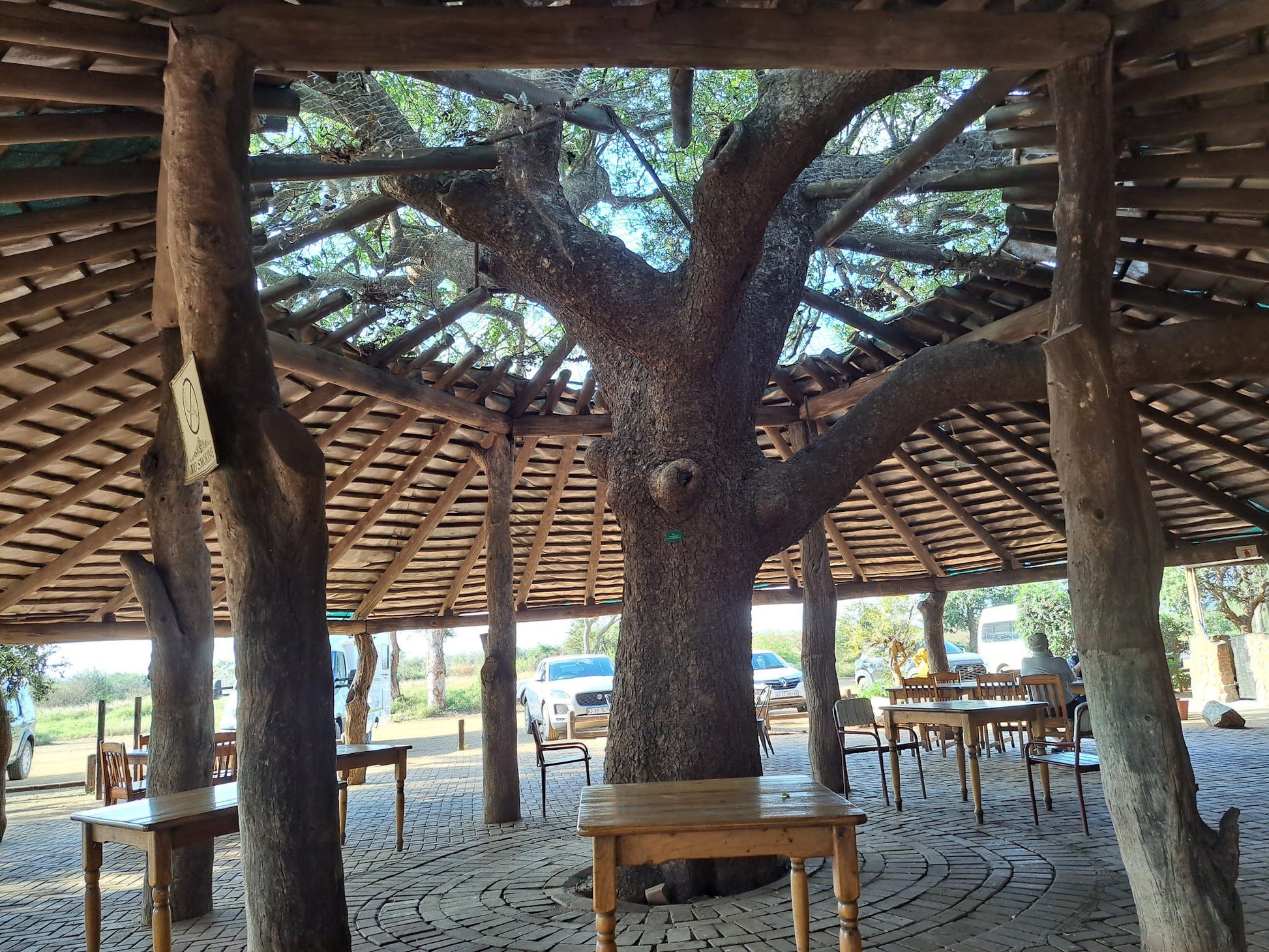  Tshokwane Trading Post & Picnic Site