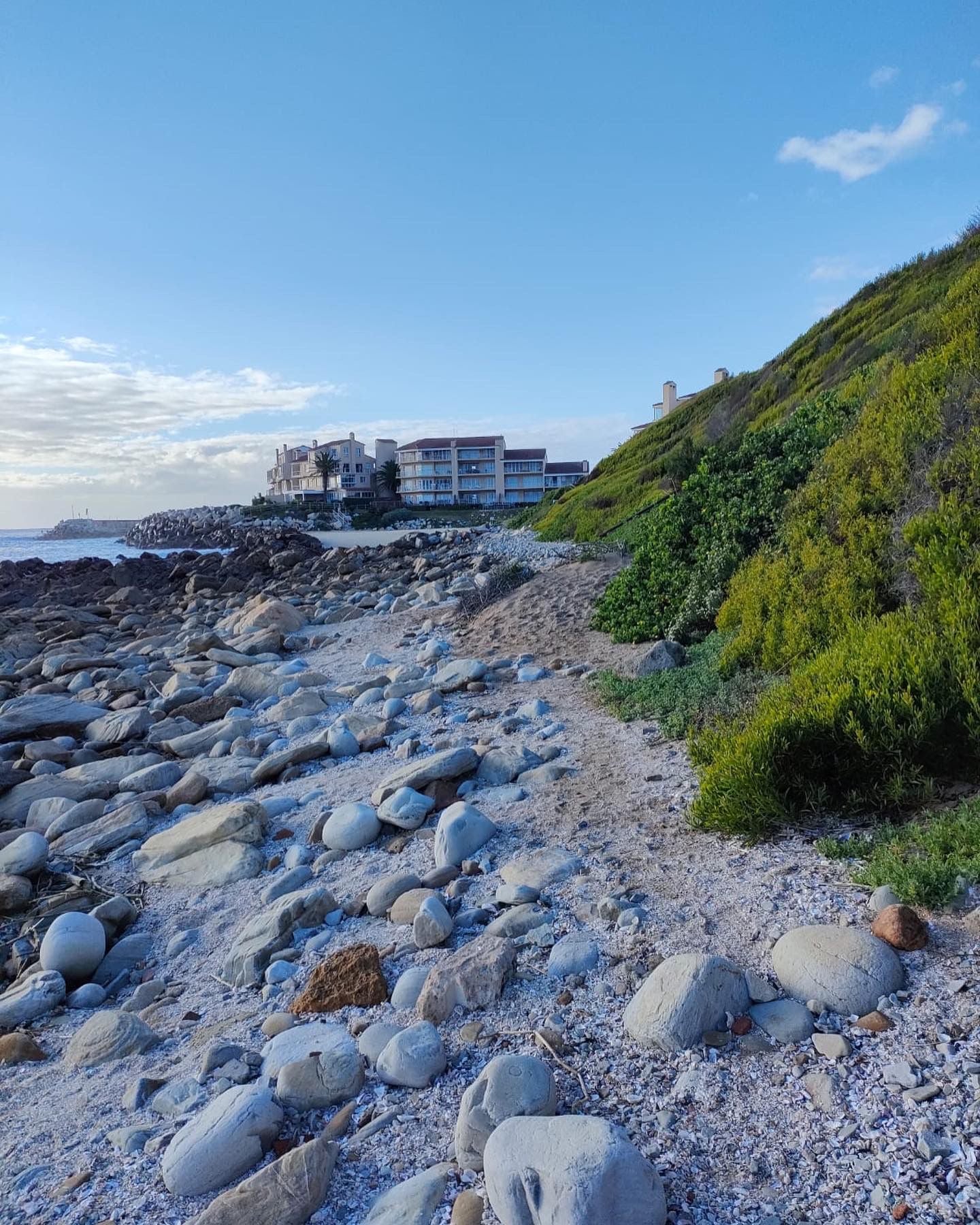 Two Harbours Walk