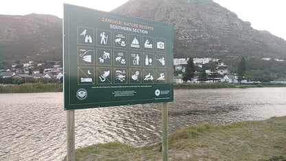  Zandvlei Estuary Nature Reserve