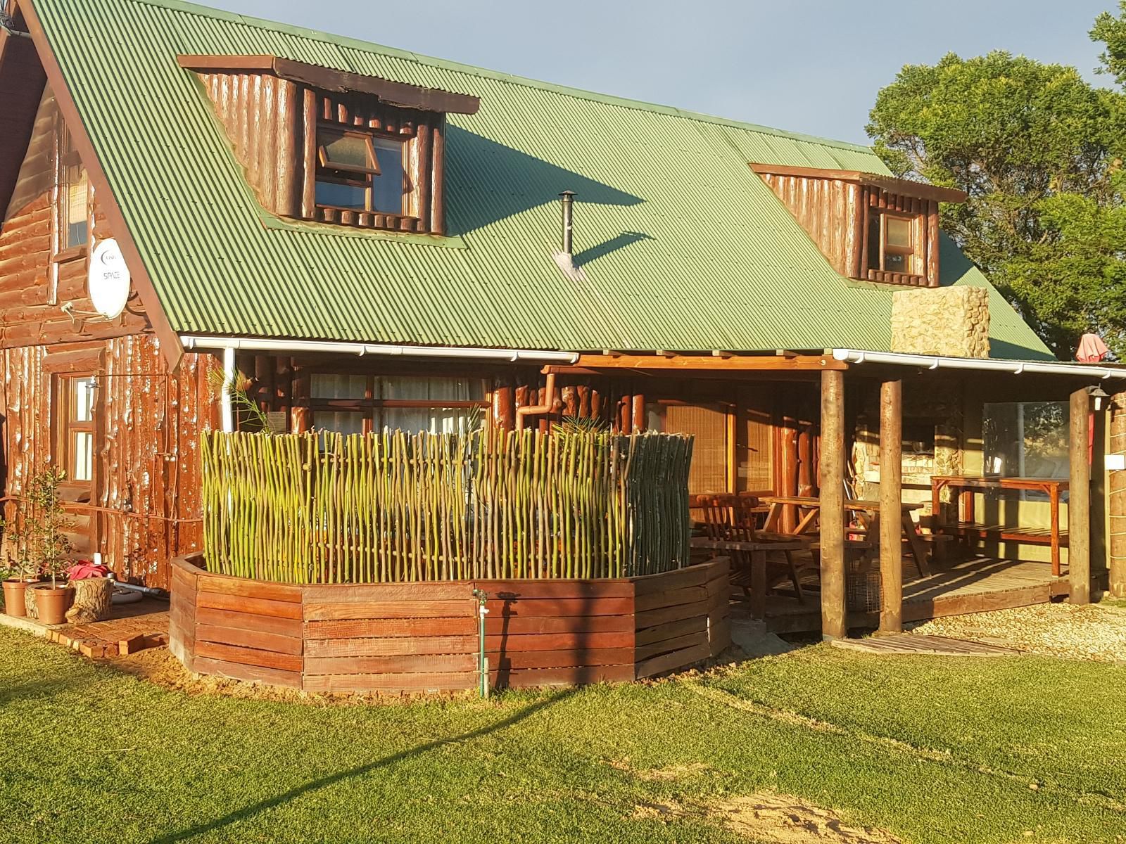 A Log Home At Buffalo Creek, Building, Architecture