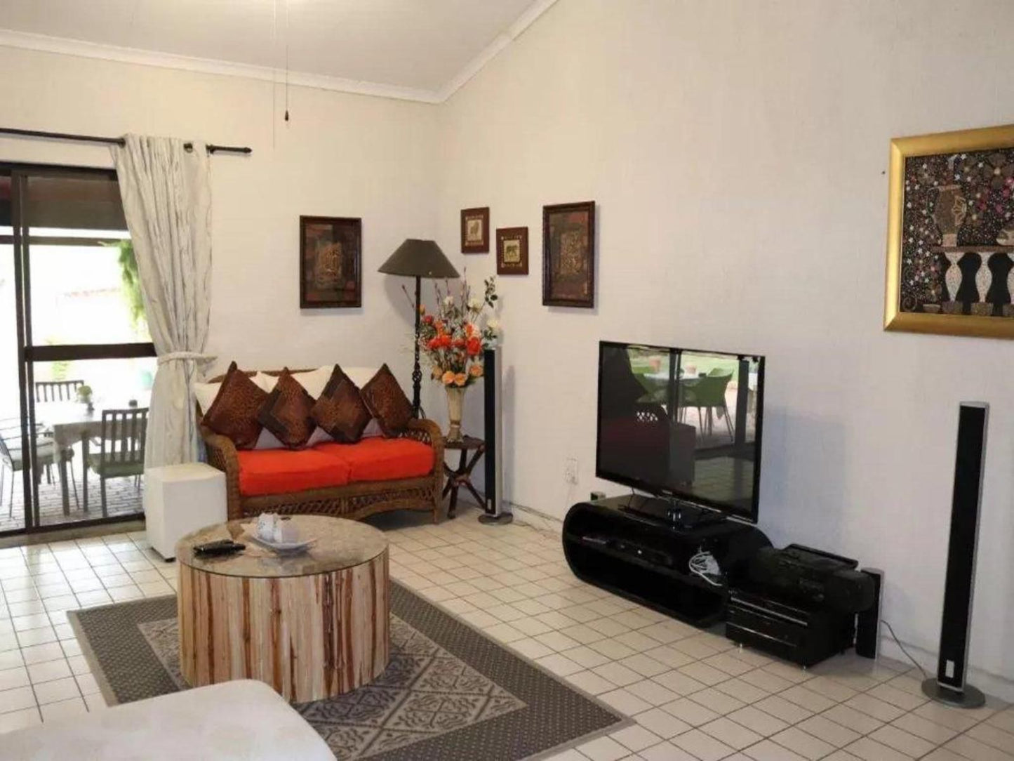 A Pousada Guesthouse Sonheuwel Nelspruit Mpumalanga South Africa Living Room