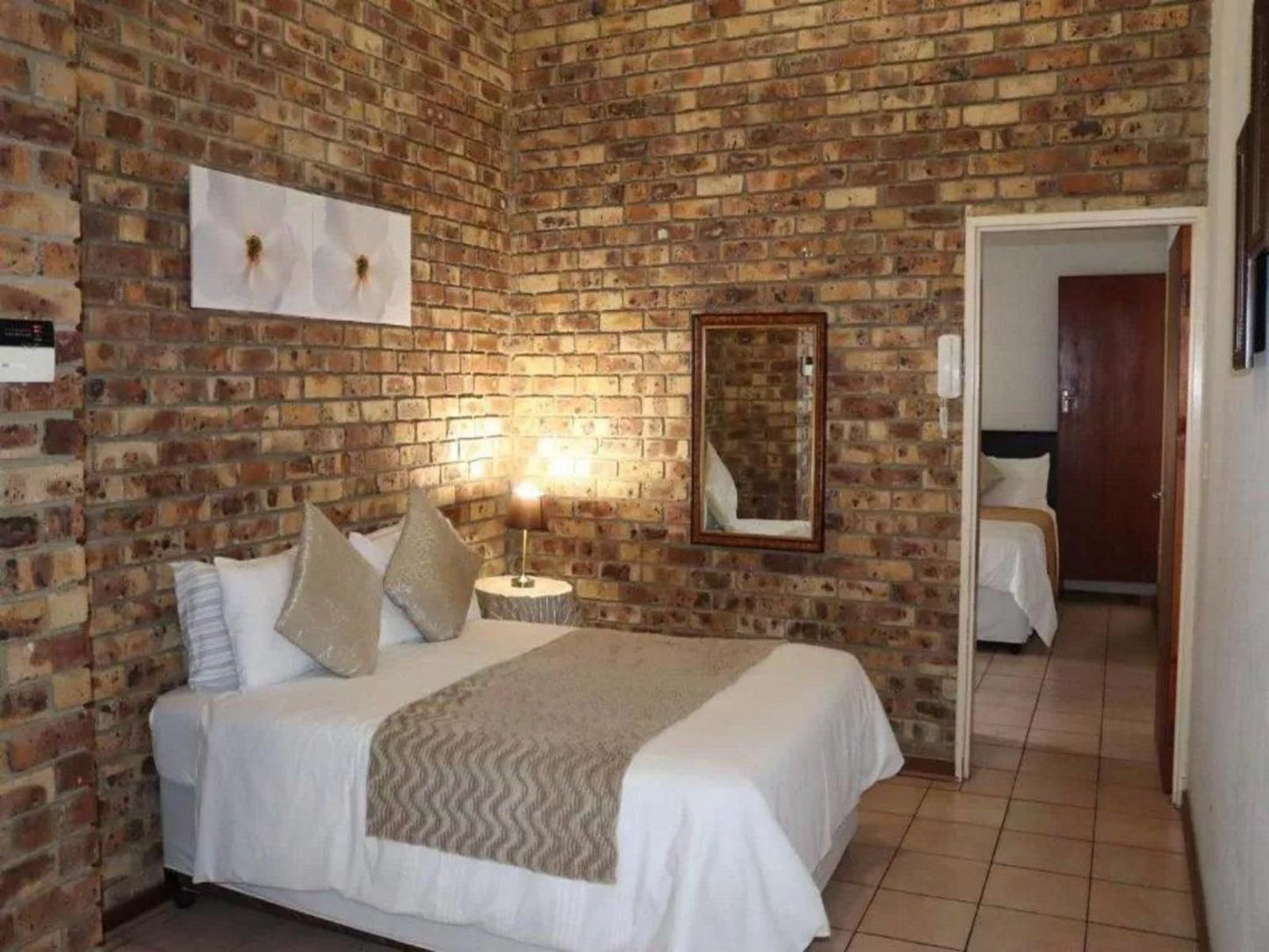 A Pousada Guesthouse Sonheuwel Nelspruit Mpumalanga South Africa Wall, Architecture, Bedroom, Brick Texture, Texture
