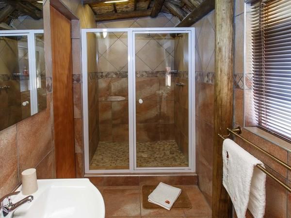 A 1 Njalo Njalo Safari Touws River Western Cape South Africa Bathroom