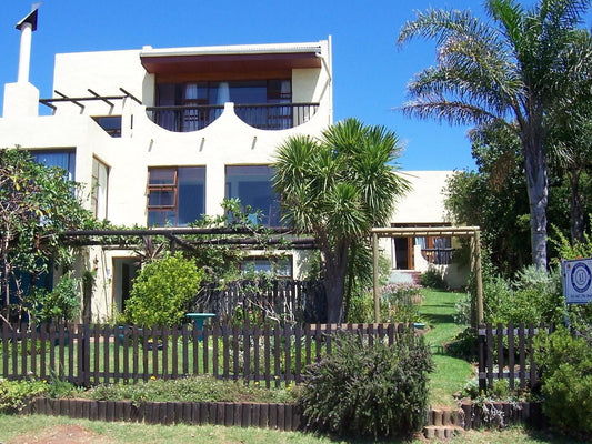 A1 Kynaston B And B Wavescrest Jeffreys Bay Jeffreys Bay Eastern Cape South Africa Complementary Colors, Building, Architecture, House, Palm Tree, Plant, Nature, Wood