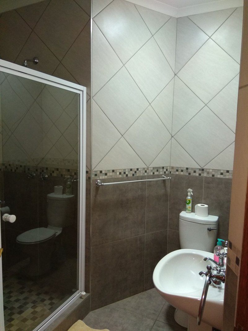 Aan Die Voet Van Die Magalies Rietfontein Pretoria Tshwane Gauteng South Africa Bathroom