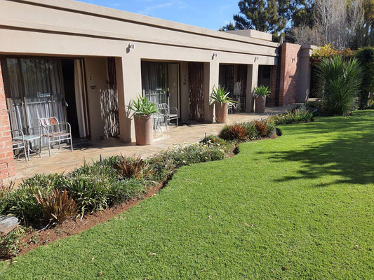 Aandrus Guesthouse Fichardt Park Bloemfontein Free State South Africa House, Building, Architecture, Palm Tree, Plant, Nature, Wood, Garden