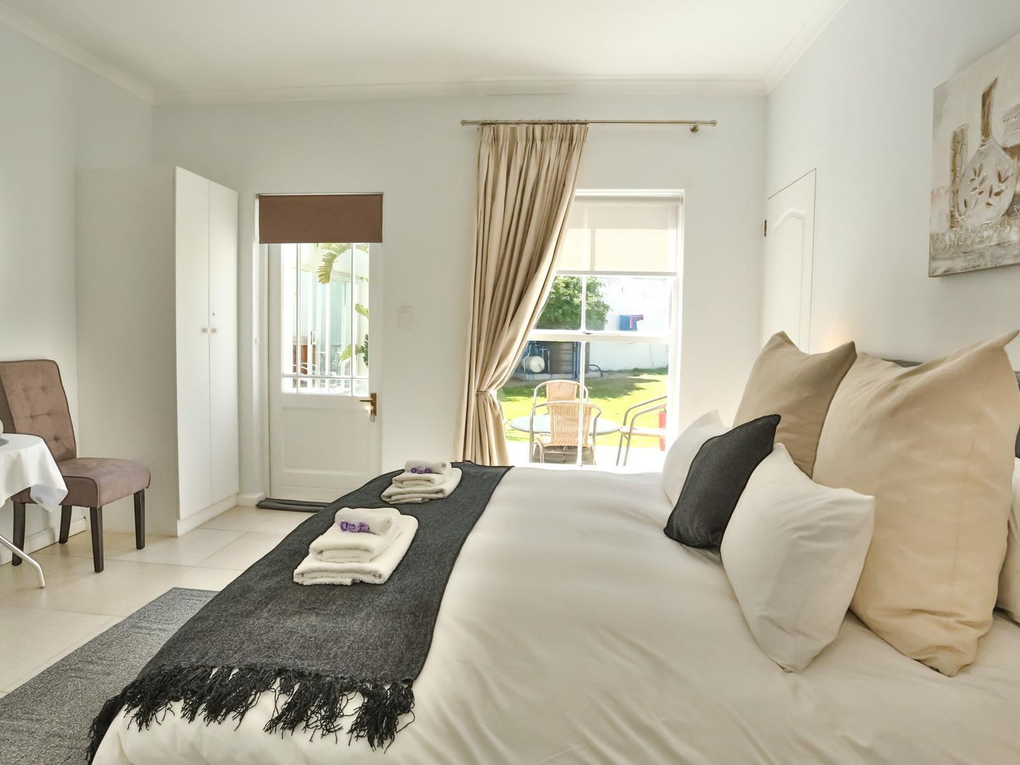 Deluxe King Room @ Abington Manor - Fishhoek Guesthouse