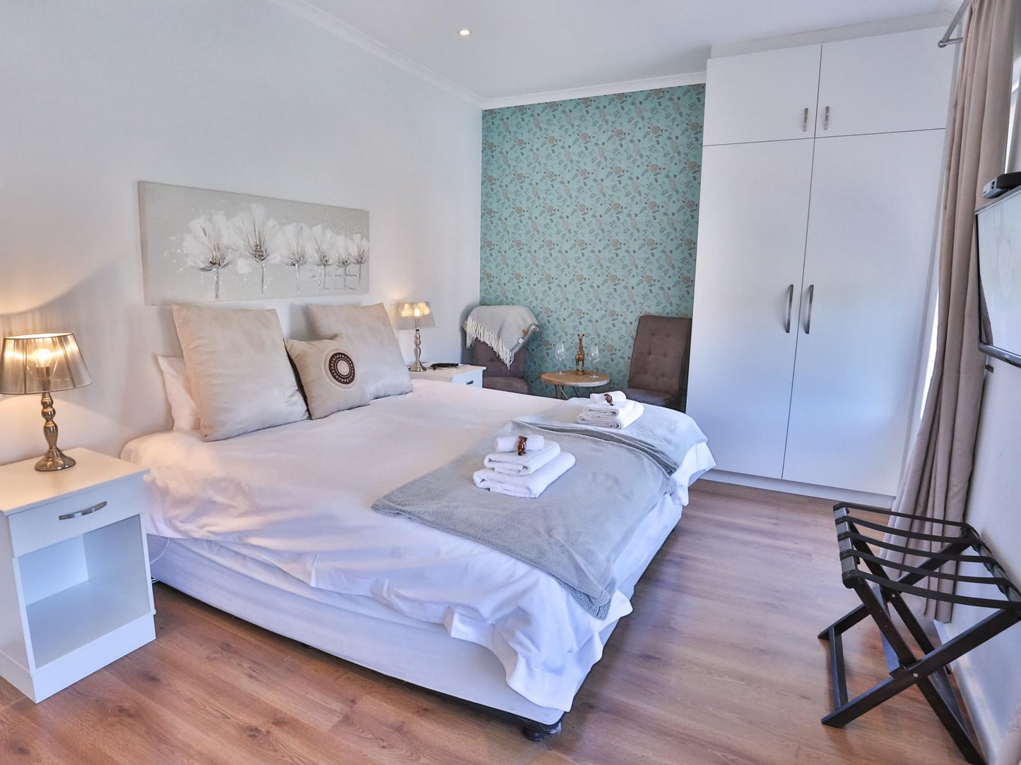 Standard Twin Room @ Abington Manor - Fishhoek Guesthouse