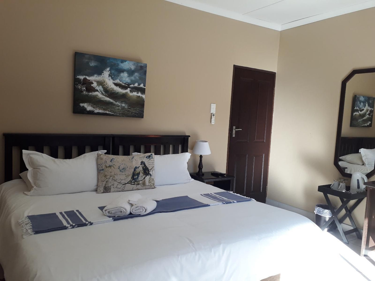 Absolute Cornwall Vincent East London Eastern Cape South Africa Unsaturated, Bedroom