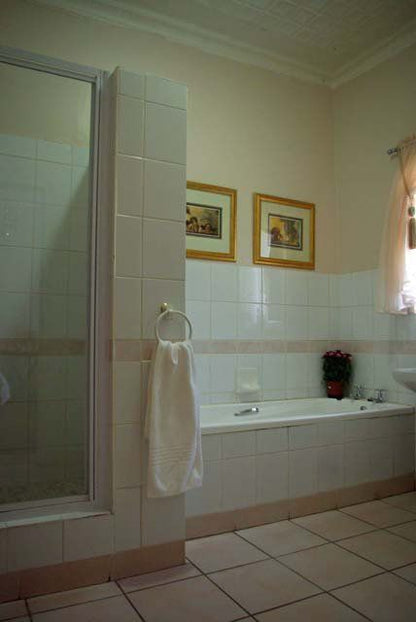 Acacia Westdene Westdene Bloemfontein Bloemfontein Free State South Africa Unsaturated, Bathroom