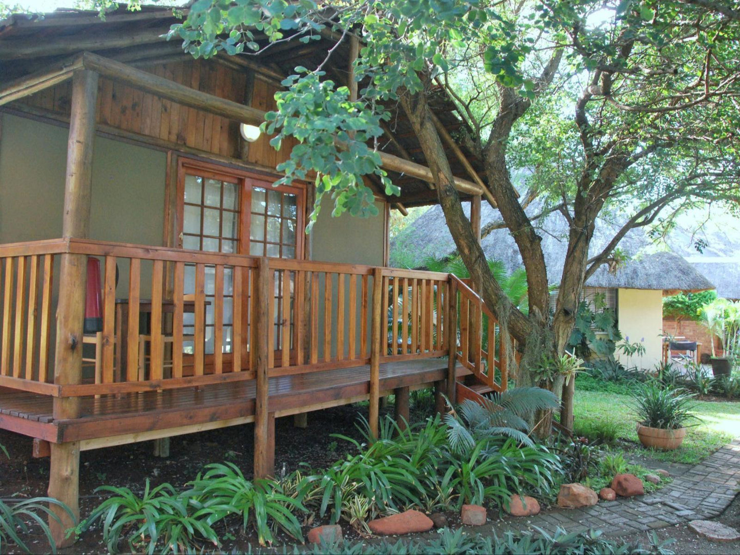 Queen Cottage @ Acasia Guest Lodge