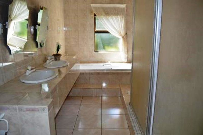 Accommodation Procurers And Travel Facilitators Reyno Ridge Witbank Emalahleni Mpumalanga South Africa Bathroom